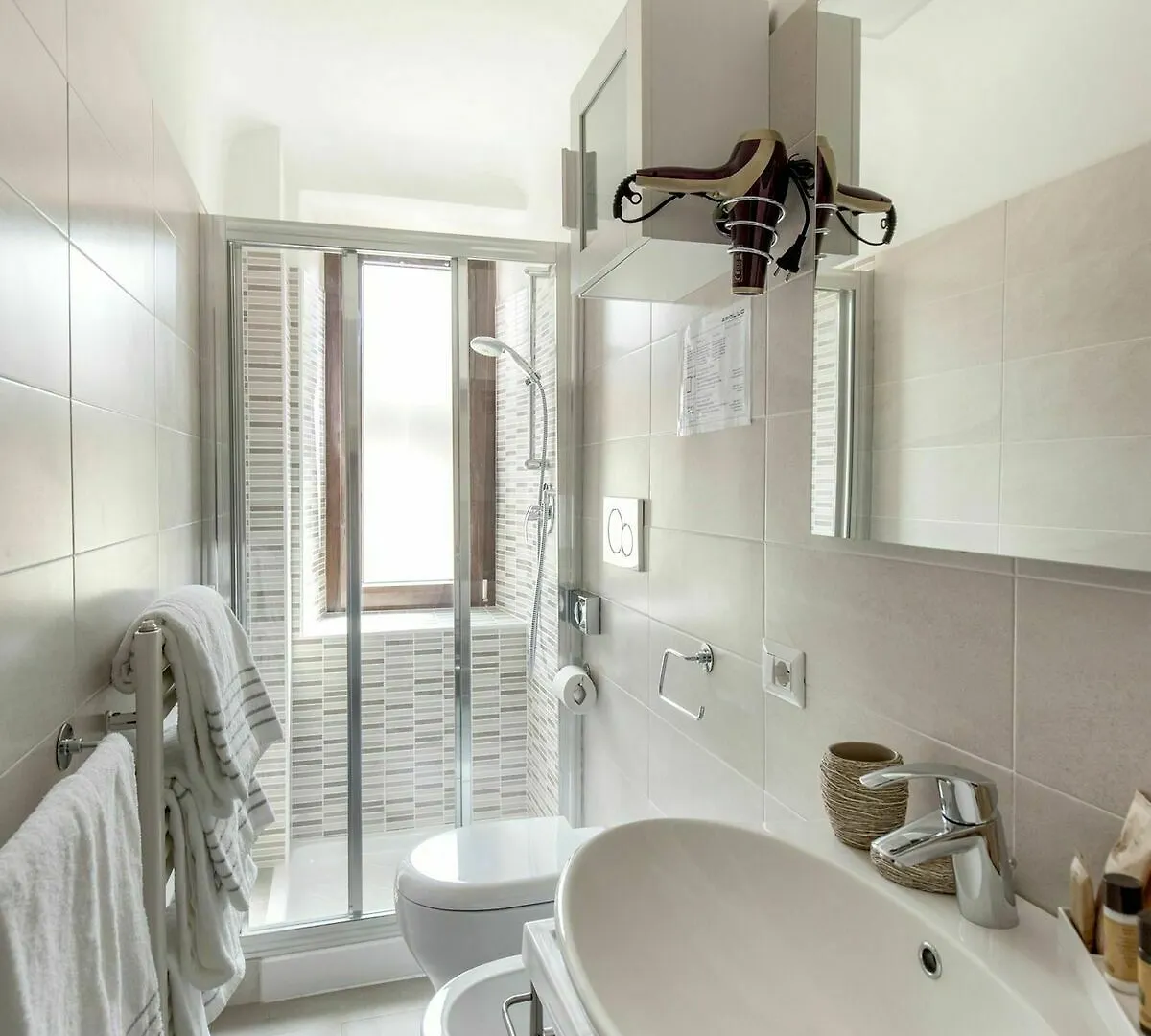 Apollo Guest House Firenze 3*,