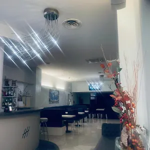 *** Hotel Holiday- Finestrella Itália