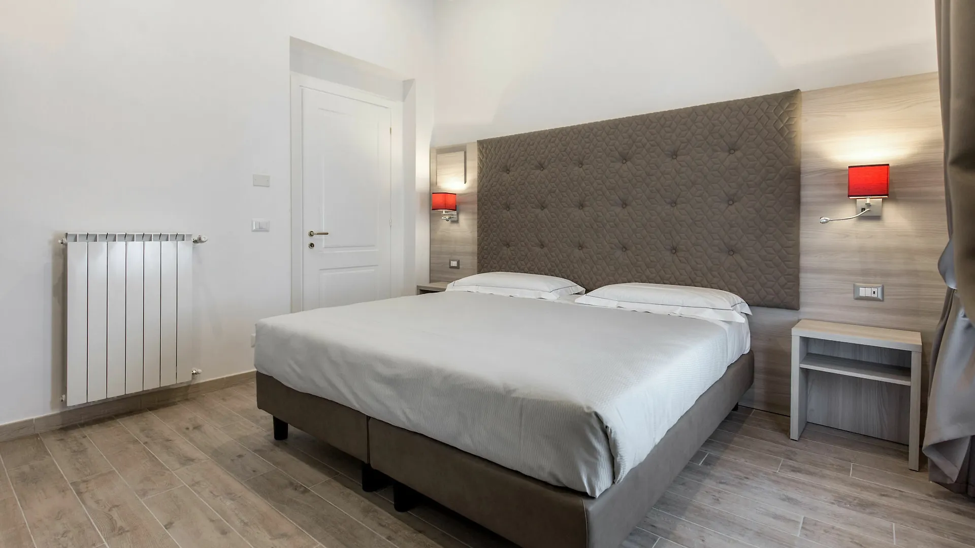 Apollo Guest House Florence 3*,