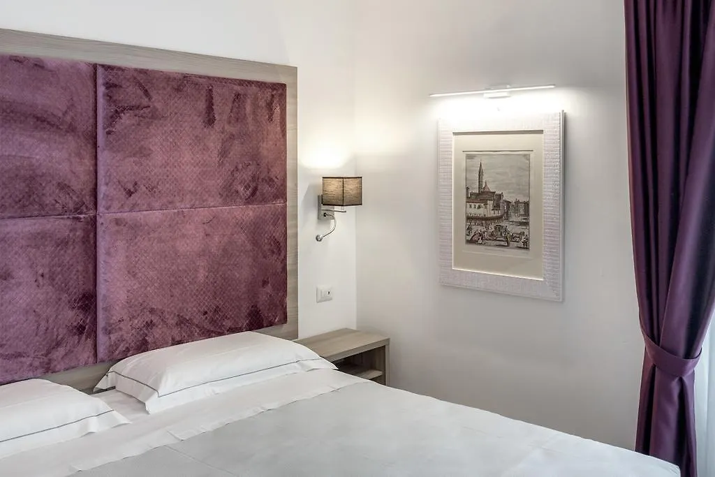 Apollo Guest House Florencie