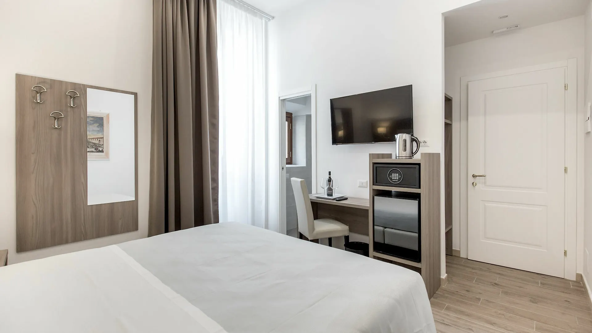 Apollo Guest House Florencie